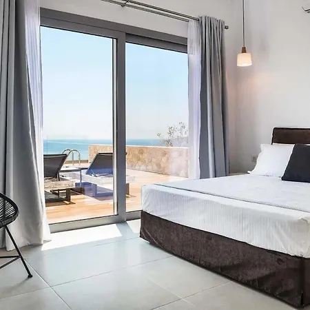 Sleeps 6 Air Con Wifi